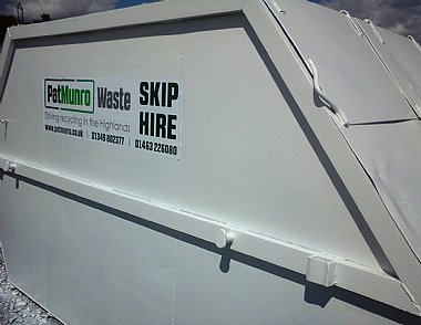 White Pat Munro Waste Skip